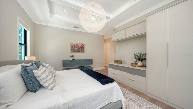 575 S SPOONBILL DRIVE, Sarasota, FL 34236