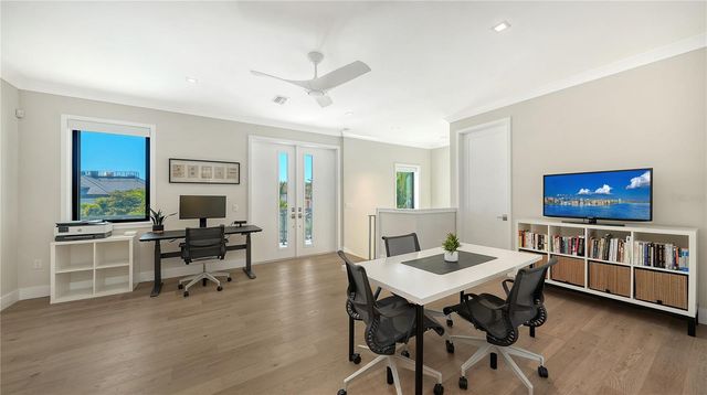 575 S SPOONBILL DRIVE, Sarasota, FL 34236