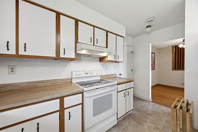 149 Harbet Avenue NW, Cedar Rapids, IA 52405