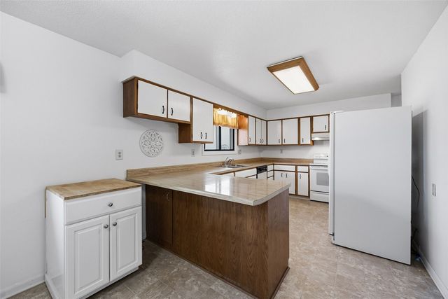 149 Harbet Avenue NW, Cedar Rapids, IA 52405
