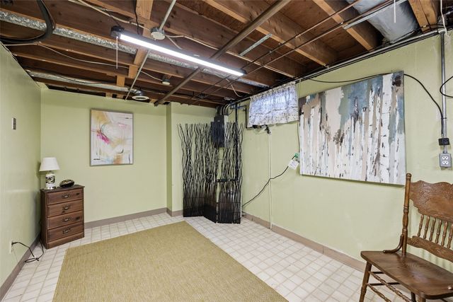 149 Harbet Avenue NW, Cedar Rapids, IA 52405