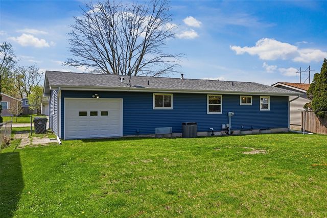 149 Harbet Avenue NW, Cedar Rapids, IA 52405