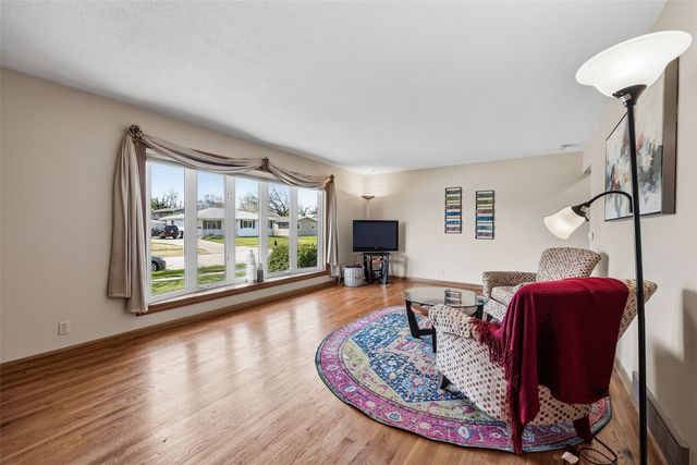 149 Harbet Avenue NW, Cedar Rapids, IA 52405