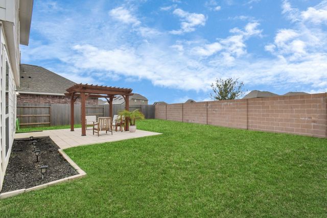 2217 Windy Grove Drive, Texas City, TX 77568