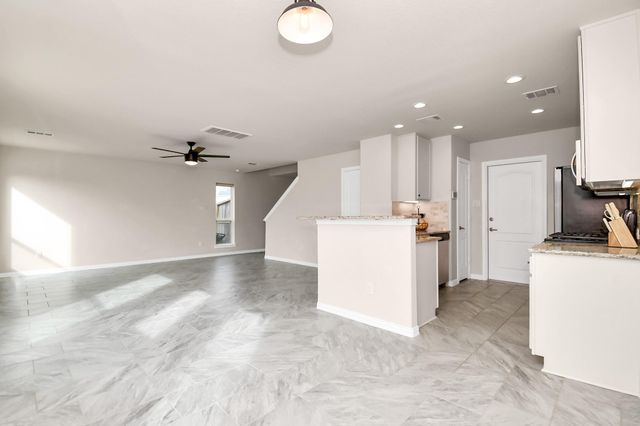 2217 Windy Grove Drive, Texas City, TX 77568