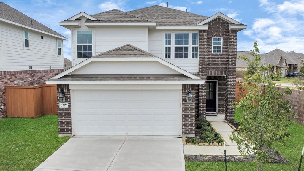 2217 Windy Grove Drive, Texas City, TX 77568