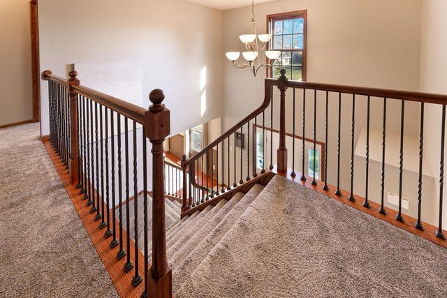 3975 S 119th STREET, Greenfield, WI 53228