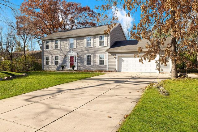 3975 S 119th STREET, Greenfield, WI 53228