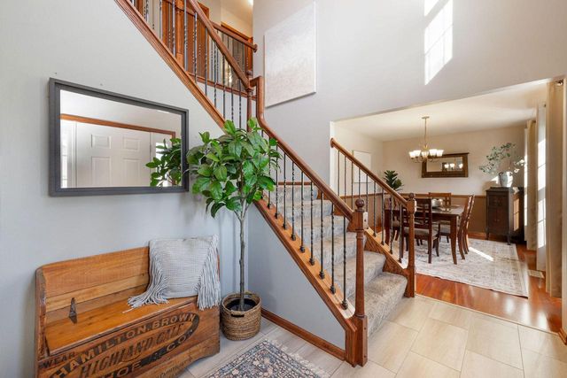 3975 S 119th STREET, Greenfield, WI 53228