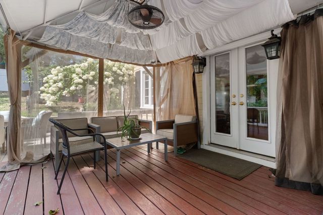 560 Worcester St, Wellesley, MA 02481