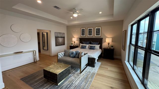 3518 Harvest Dance Drive, Houston, TX 77008