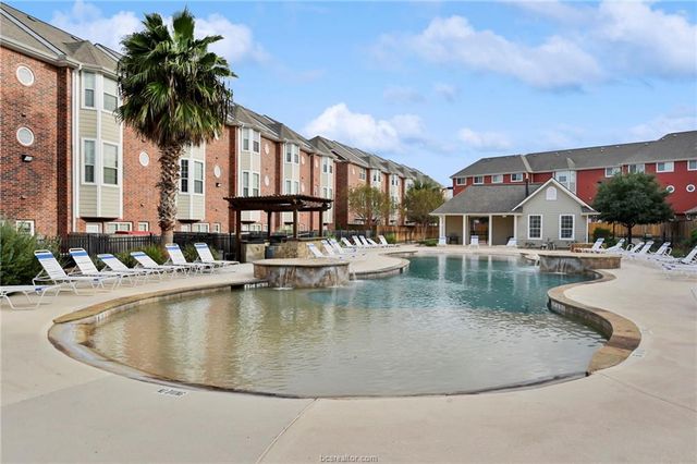 1198 Jones Butler 2901, College Station, TX 77840
