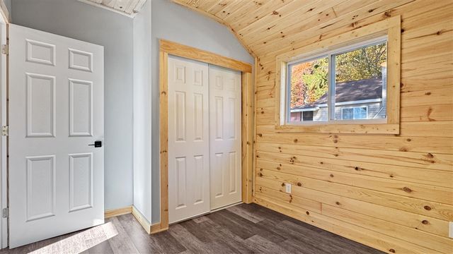 112 Iroquois Place, Cadillac, MI 49601