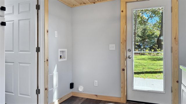 112 Iroquois Place, Cadillac, MI 49601