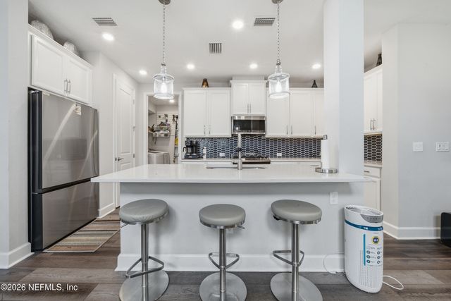 10302 INNOVATION Way, Jacksonville, FL 32256