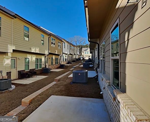 61 Dewey Road, Lilburn, GA 30047