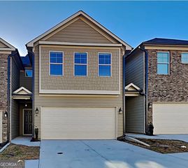 61 Dewey Road, Lilburn, GA 30047