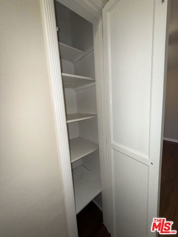 11919 Tennessee Place, Los Angeles, CA 90064