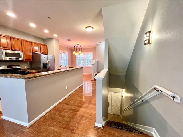 809 HARBOR OAK LANE, Clearwater, FL 33756