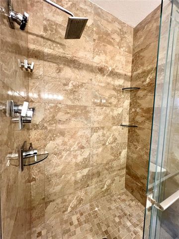 809 HARBOR OAK LANE, Clearwater, FL 33756