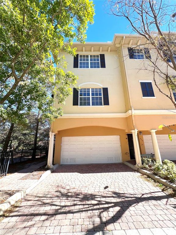 809 HARBOR OAK LANE, Clearwater, FL 33756