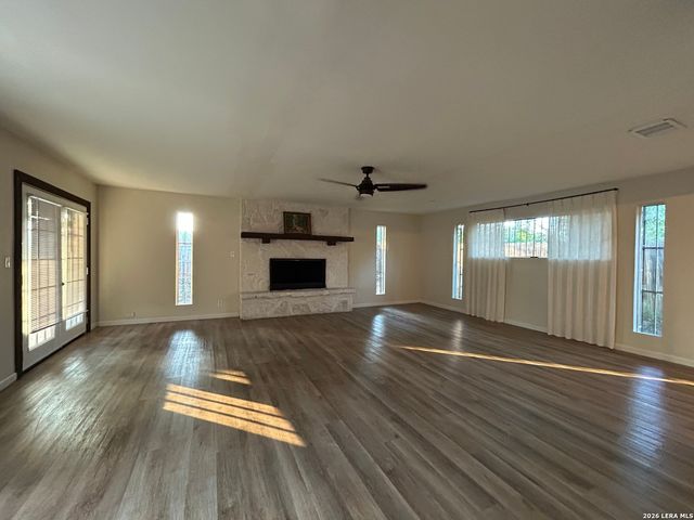 15123 BRANDING IRON DR, San Antonio, TX 78247