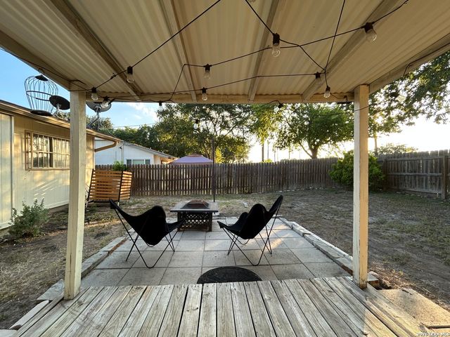 15123 BRANDING IRON DR, San Antonio, TX 78247