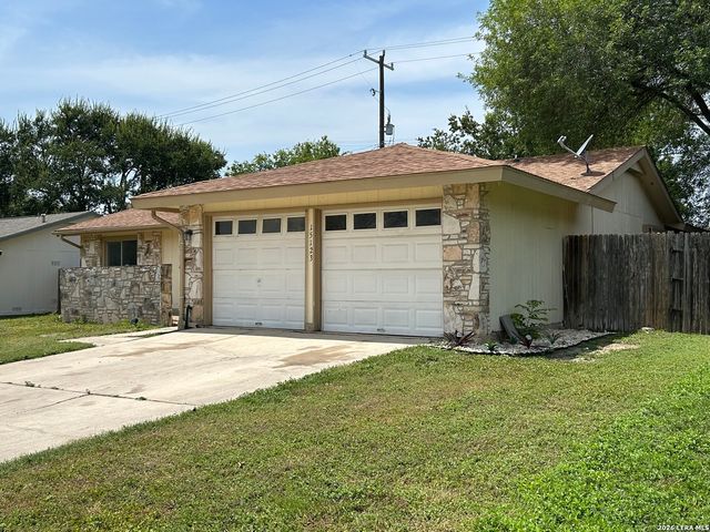 15123 BRANDING IRON DR, San Antonio, TX 78247