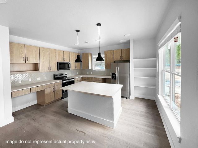 2400-452 Montgomery Park, Conroe, TX 77304