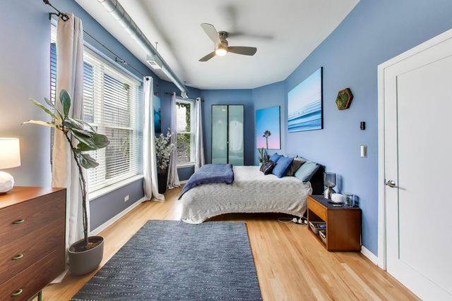 1050 W FOSTER Avenue F, Chicago, IL 60640