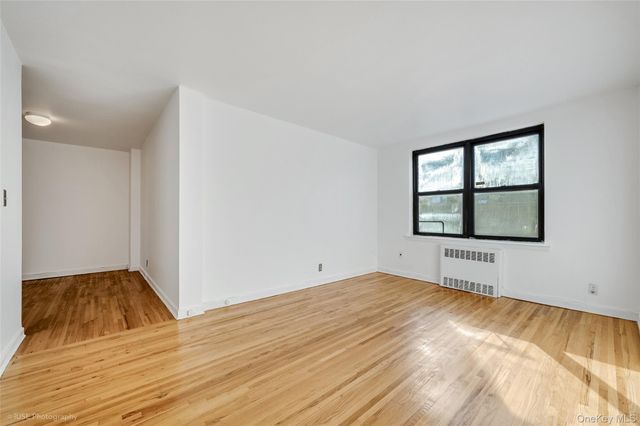 52-18 39th Avenue 3C, Woodside, NY 11377