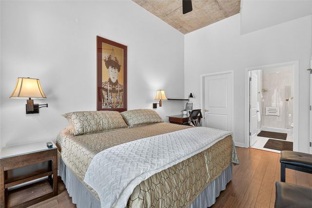360 Nueces ST 1604, Austin, TX 78701