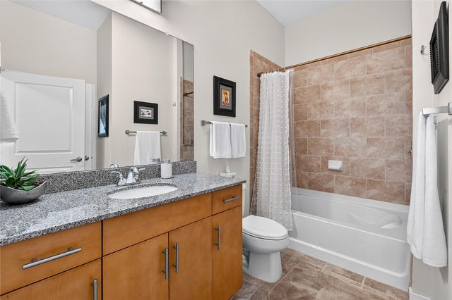 360 Nueces ST 1604, Austin, TX 78701