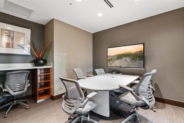 360 Nueces ST 1604, Austin, TX 78701