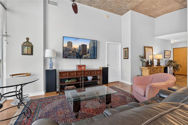 360 Nueces ST 1604, Austin, TX 78701