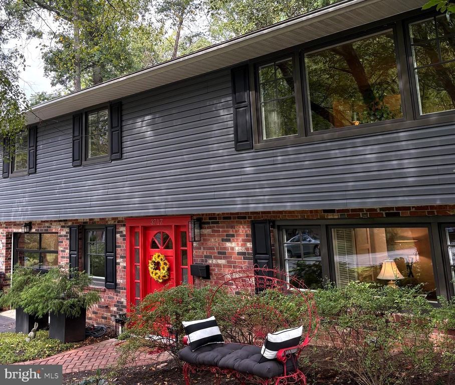 3717 CHANEL RD, Annandale, VA 22003