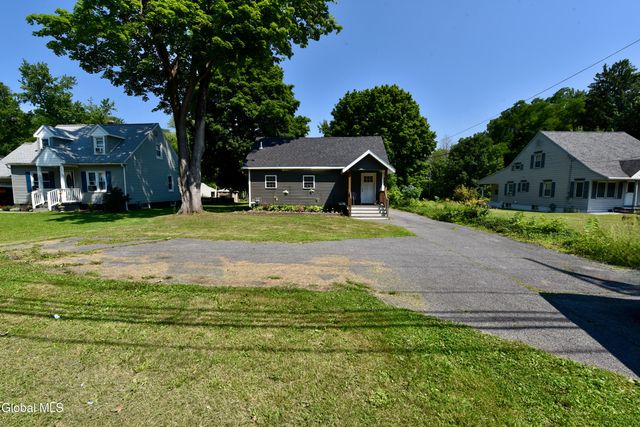 360 Ballston Road, Glenville, NY 12302