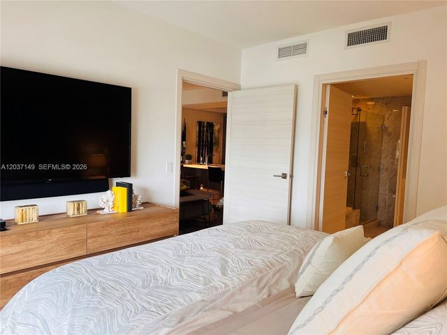 801 S Miami Ave 3608, Miami, FL 33130