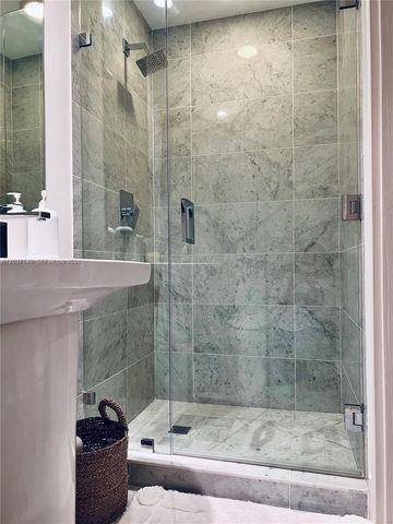 801 S Miami Ave 3608, Miami, FL 33130