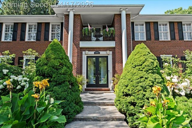 5392 Hidden Pines Drive, Genoa Township, MI 48116