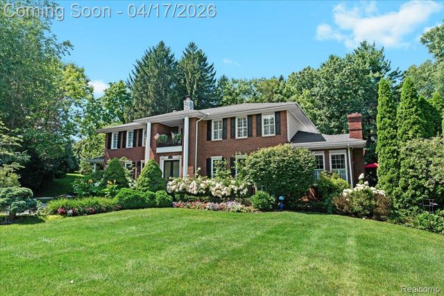 5392 Hidden Pines Drive, Genoa Township, MI 48116