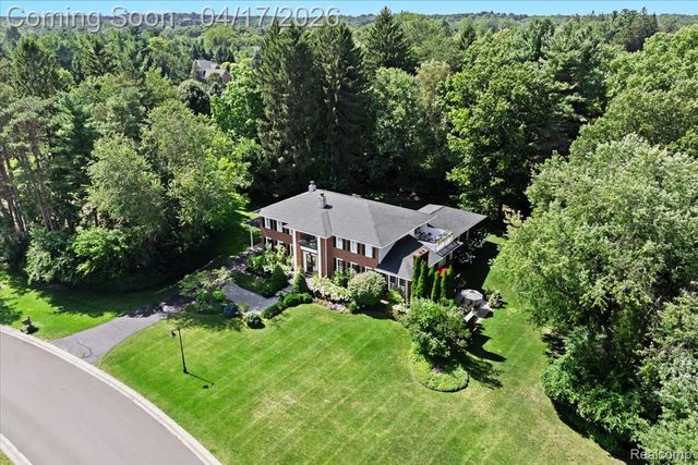 5392 Hidden Pines Drive, Genoa Township, MI 48116