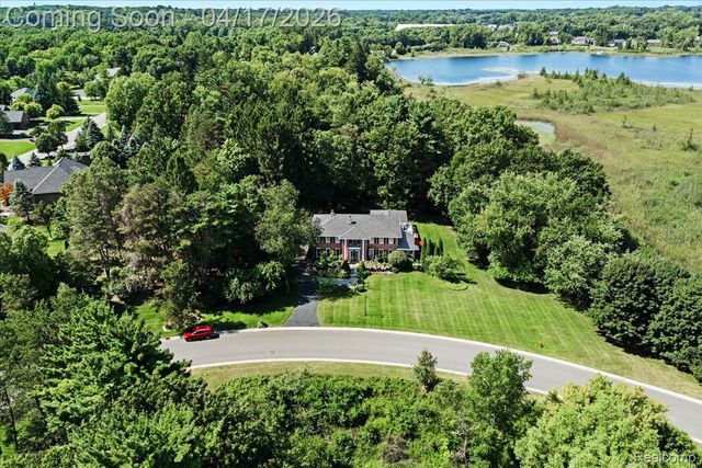 5392 Hidden Pines Drive, Genoa Township, MI 48116