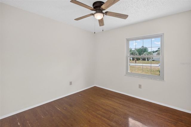 329 OAK TRACK DRIVE, Ocala, FL 34472