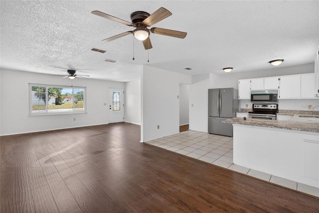 329 OAK TRACK DRIVE, Ocala, FL 34472