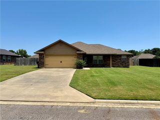 1670 Courtney Lane, Alma, AR 72921