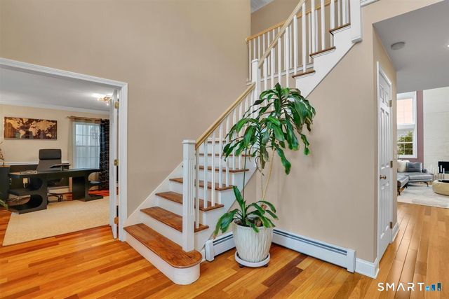 21 Marlborough Road, Glastonbury, CT 06033