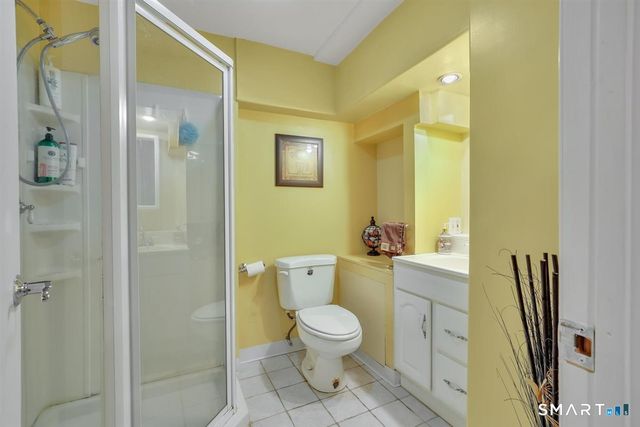 21 Marlborough Road, Glastonbury, CT 06033