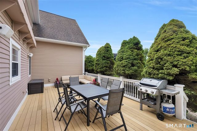 21 Marlborough Road, Glastonbury, CT 06033