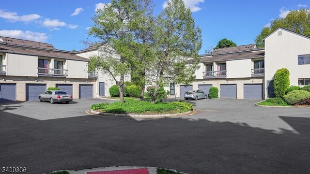230 Arrowood Way Ondo, Bernards Twp., NJ 07920